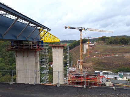 Blick Von Süd Auf Nord Inkl. Vbs Talbrücke Rahmede